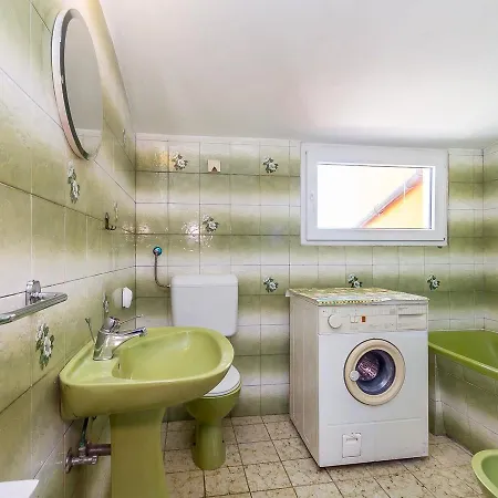 Viovi House דירה